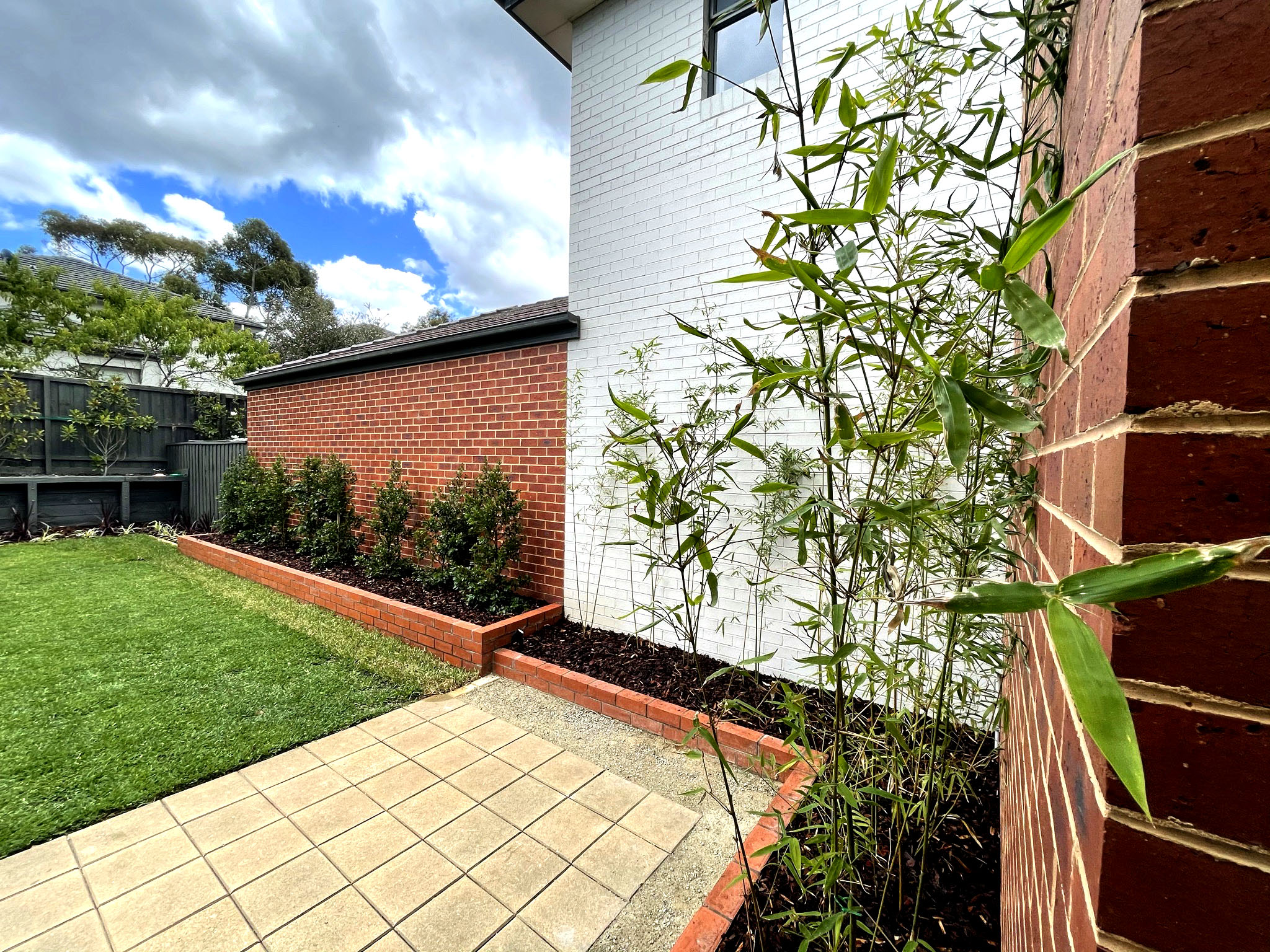 Mulgrave low-maintenance garden